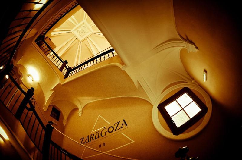 Be Zaragoza Hostel Zewnętrze zdjęcie